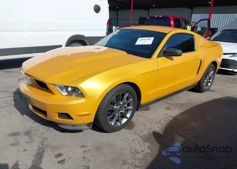 2011 Ford Mustang V6 Premium z USA, uszkodzony, nr VIN 1ZVBP8AM7B5154583